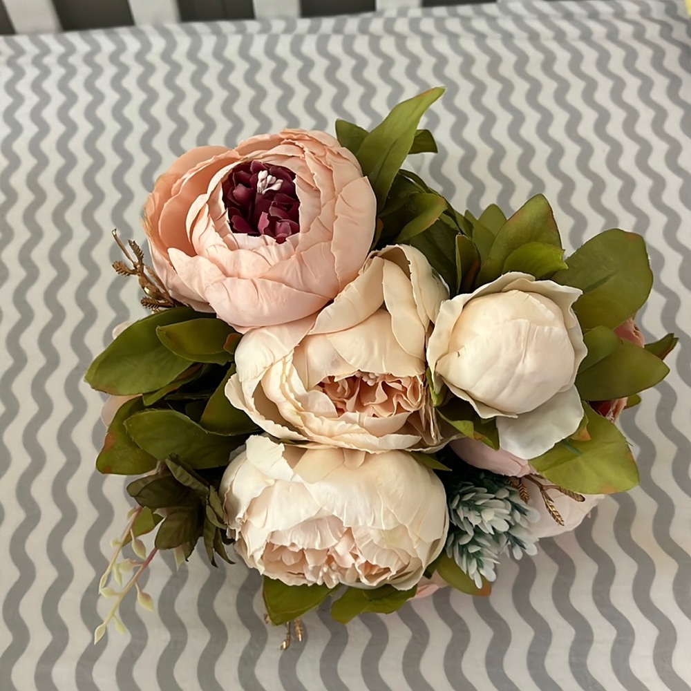 Single Peony Bouquet